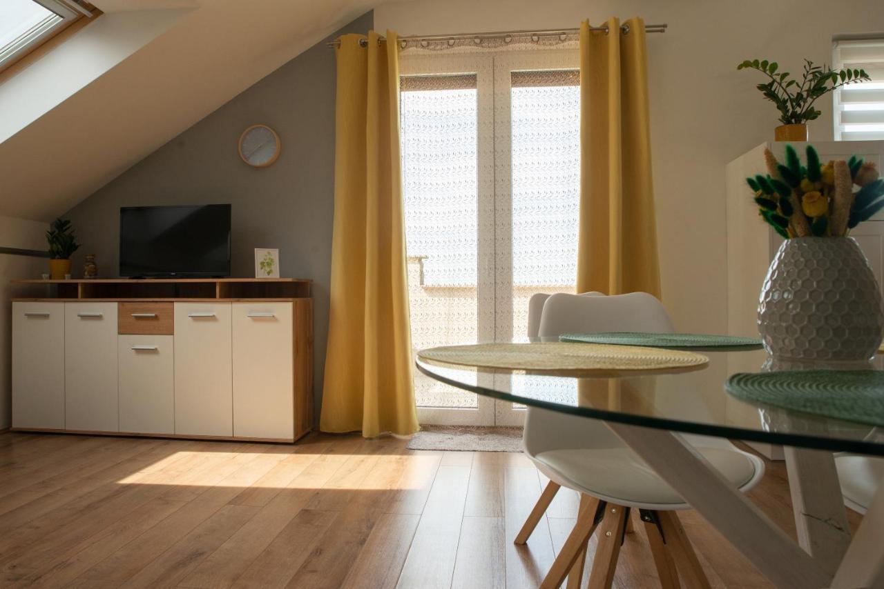 Eliza 1 Birdland Golf Apartman Buk Ngoại thất bức ảnh