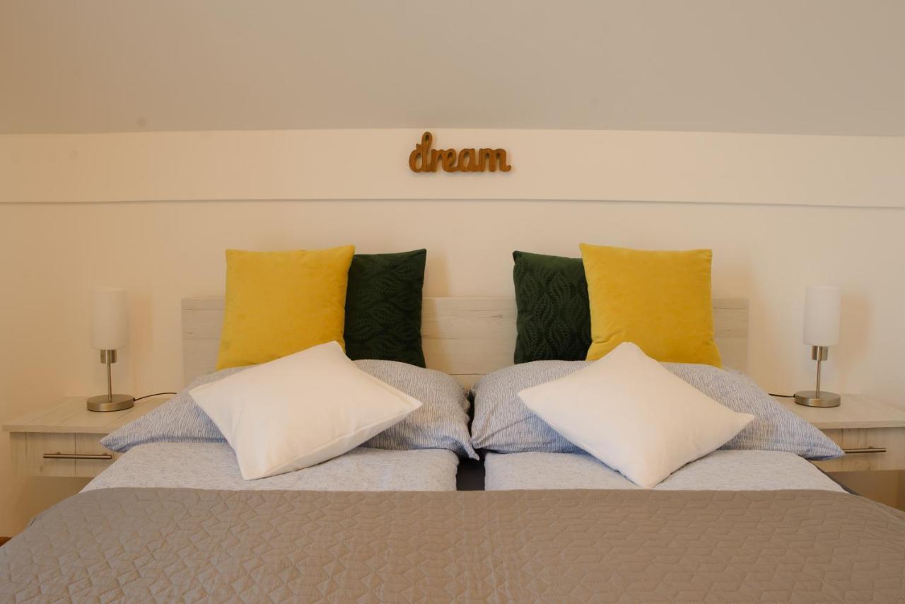 Eliza 1 Birdland Golf Apartman Buk Ngoại thất bức ảnh