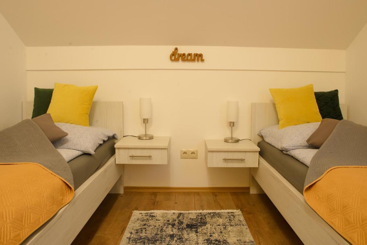 Eliza 1 Birdland Golf Apartman Buk Ngoại thất bức ảnh