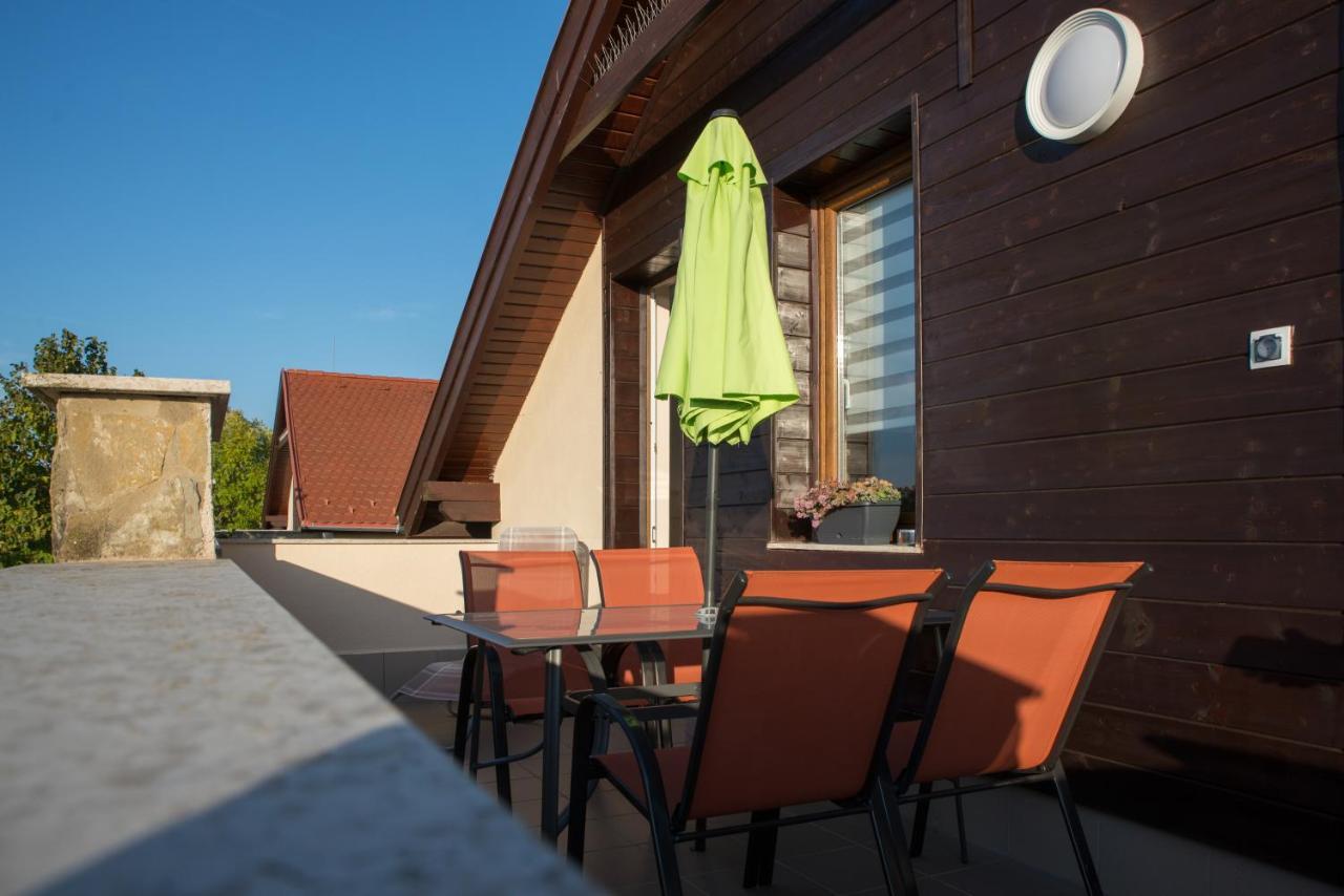 Eliza 1 Birdland Golf Apartman Buk Ngoại thất bức ảnh